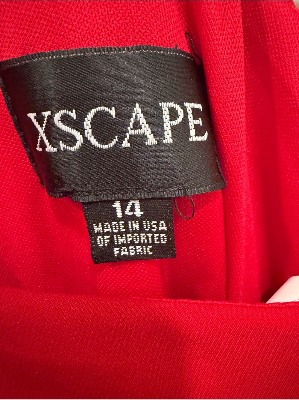Xscape Twist Front One Shoulder Gown Red Size 14 NWT Formal Evening Dress - Picture 5 of 11